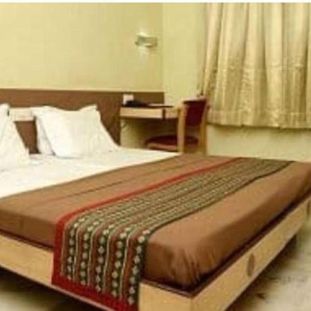 Hotel Chandrawali By Wb Inn Ballia 外观 照片